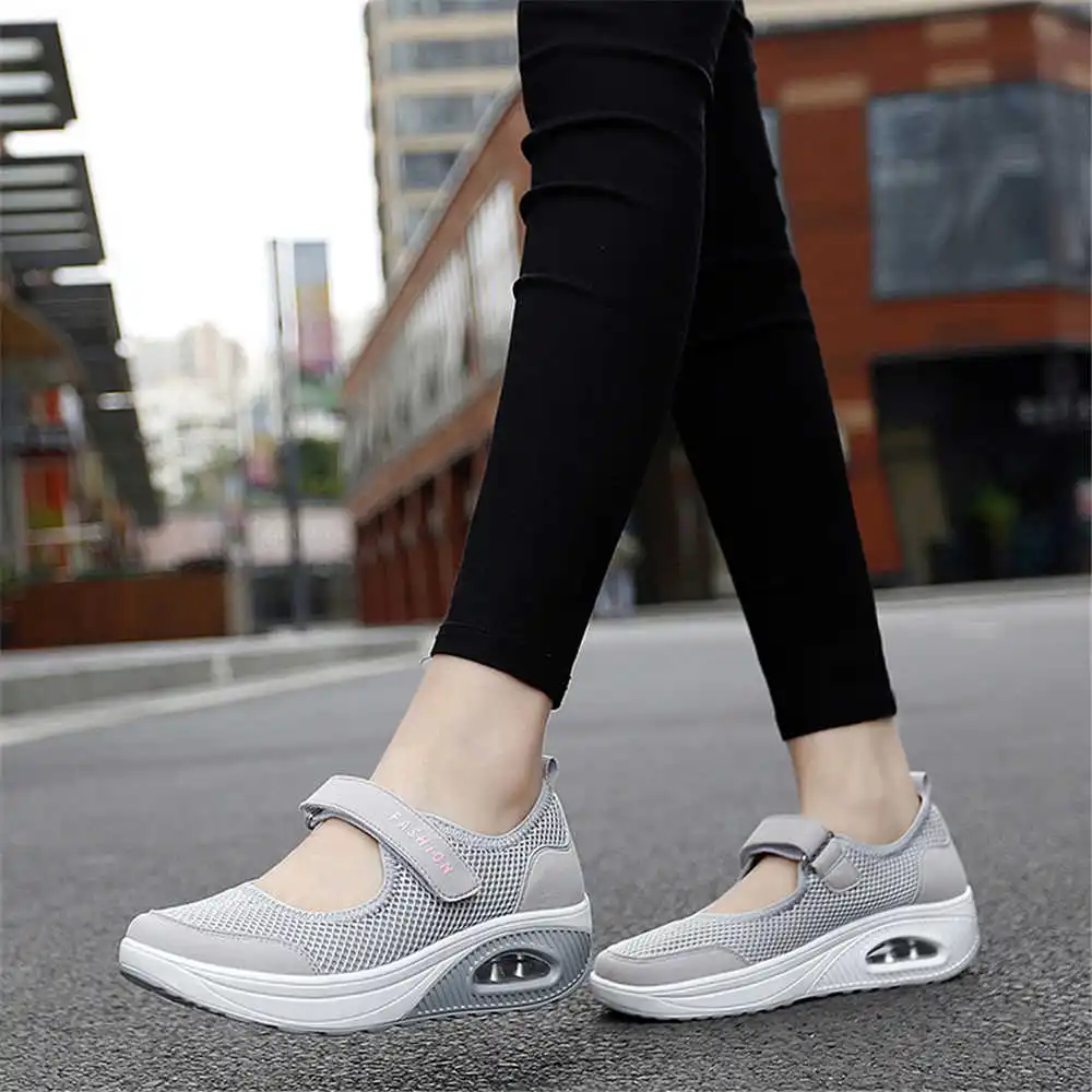 Wedding Supply Canada - Sepatu Basket pria, sneaker olahraga warna